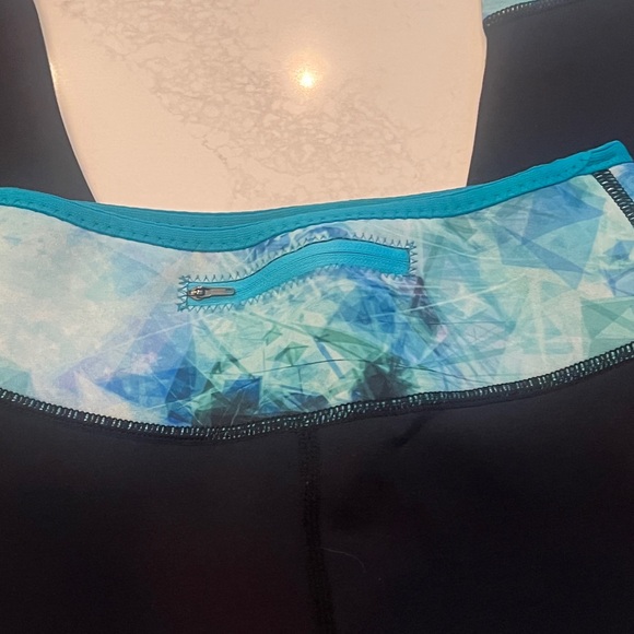 Zaggora Black and Teal Patterned Leggings - Picture 3 of 4